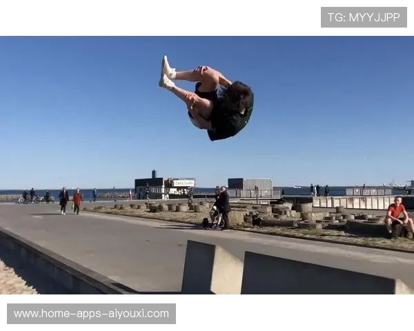 跑酷运动员突破城市天际线动作，警方提醒安全