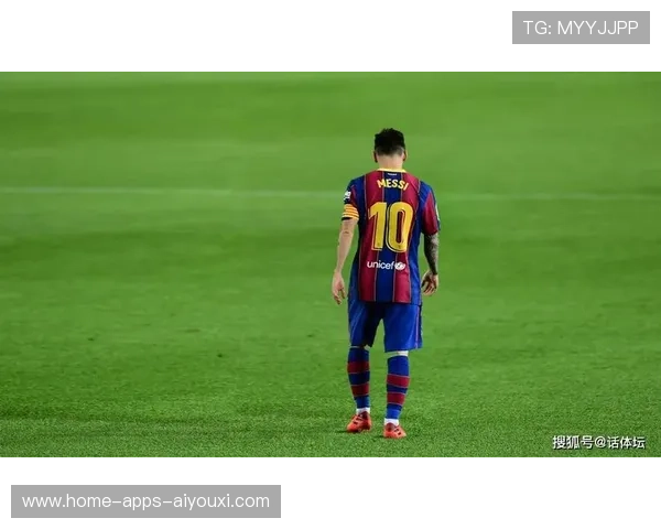 巴萨利用灵动走位不断冲击禁区