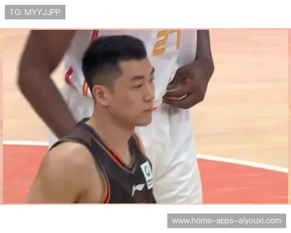 深圳队高效反击得分