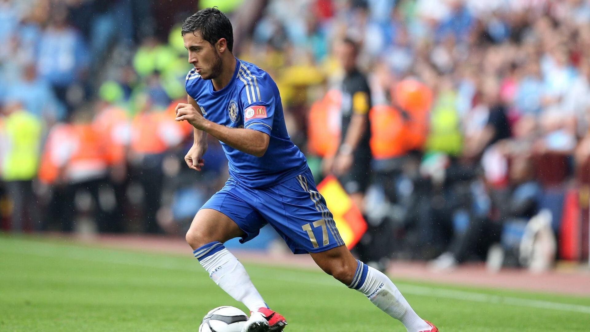 “战术大比拼：两支强队的攻守大变革带来什么样的结果？”